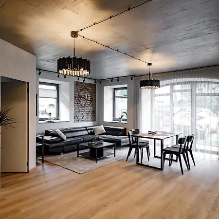 Hales Old Town Urban Apartment