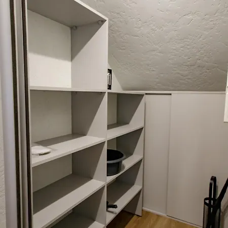 Hales Old Town Urban Apartment *
