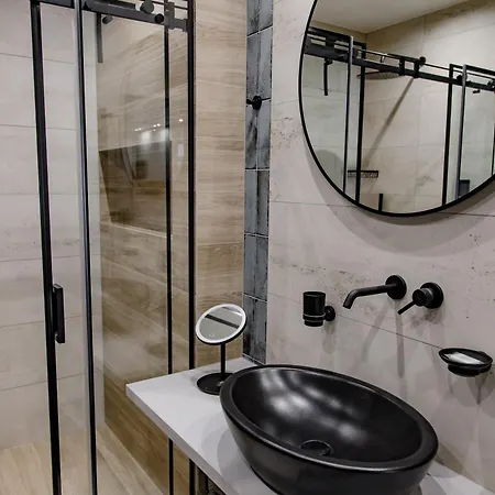 Hales Old Town Urban Apartment *