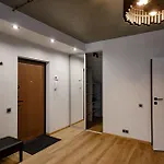 Hales Old Town Urban Апартаменты