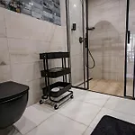 Hales Old Town Urban Апартаменты