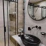 Hales Old Town Urban Апартаменты *